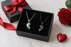 How to Choose a Couple Necklaces Gift Set